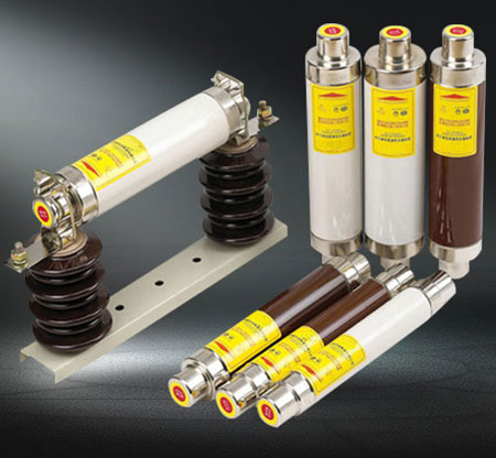 High voltage limit current fuse for wholly-scope protection of transformer